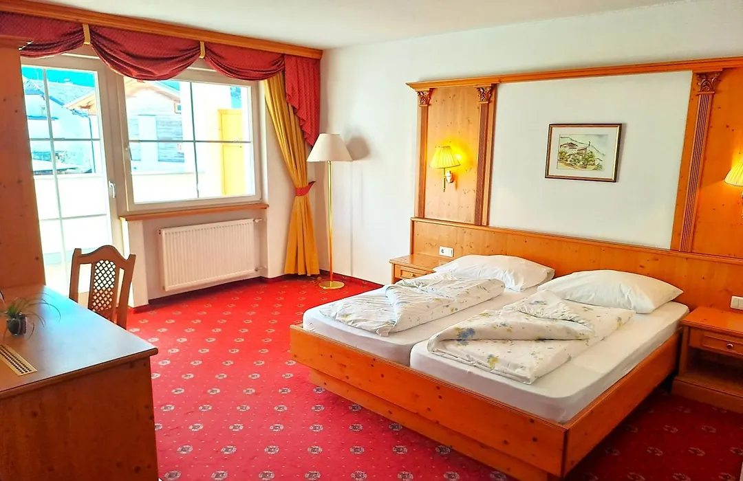 Hotel Tanja-Sonnenhof-1